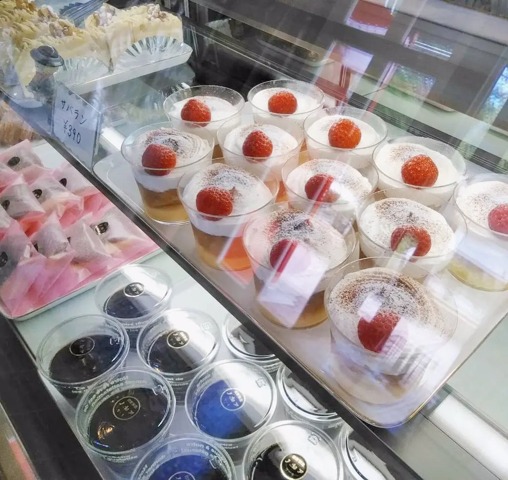 ノア洋菓子店4
